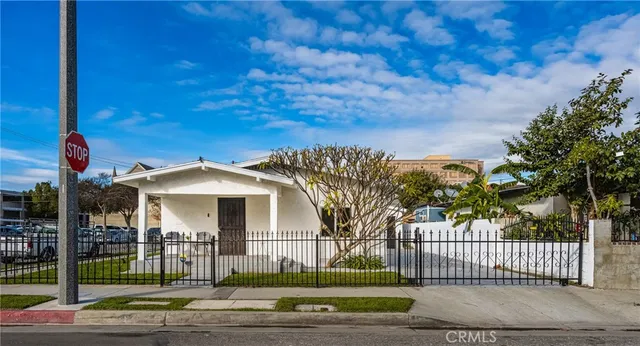 $899,000 | 326 South Clementine Street, Anaheim, CA 92805