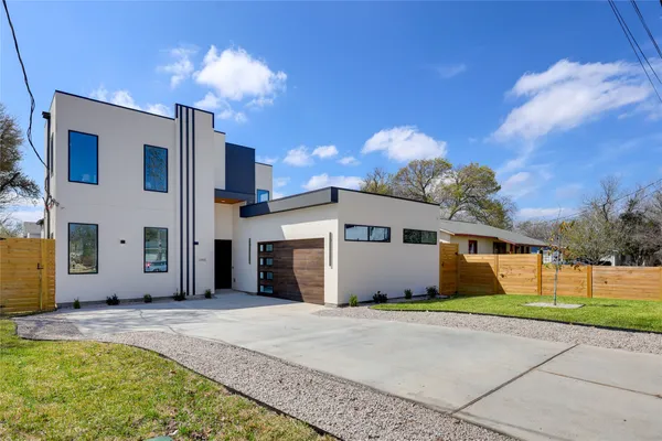 $1,699,999 | 1901 West St Johns Avenue, Austin, TX 78757