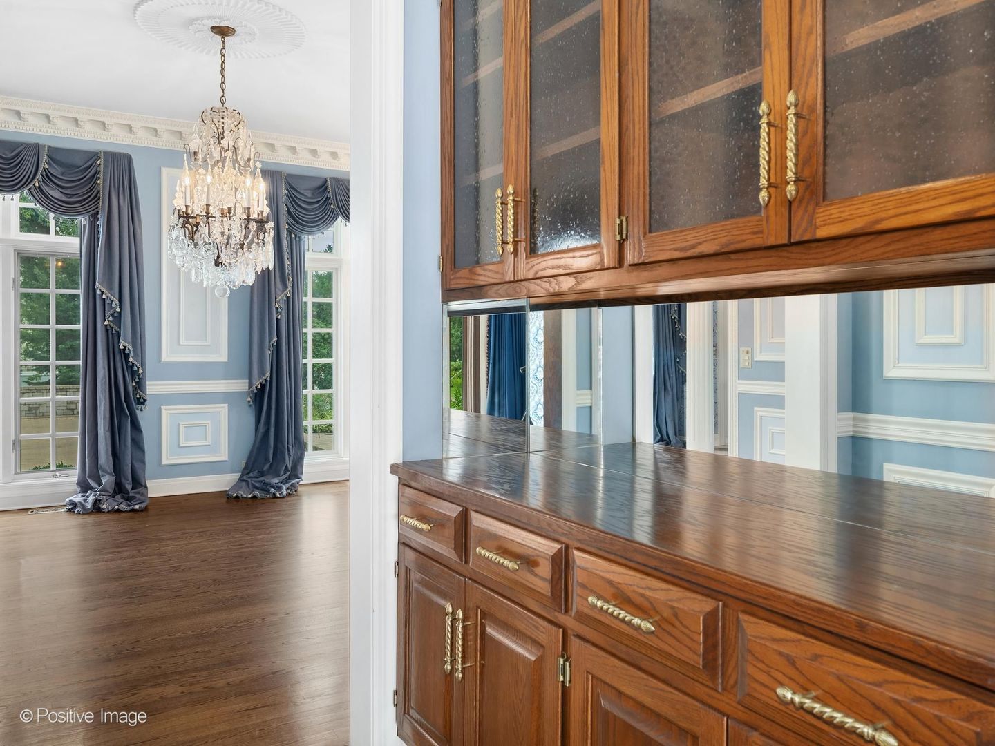25W471 Plamondon Road Wheaton, IL 60189 - Photo 27 of 85 Gallery Image 27