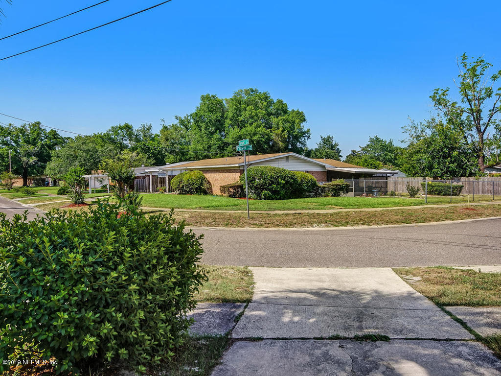 1060 Player Road Jacksonville, FL 32218 - Photo 6 of 37 a view of lake with a big yard