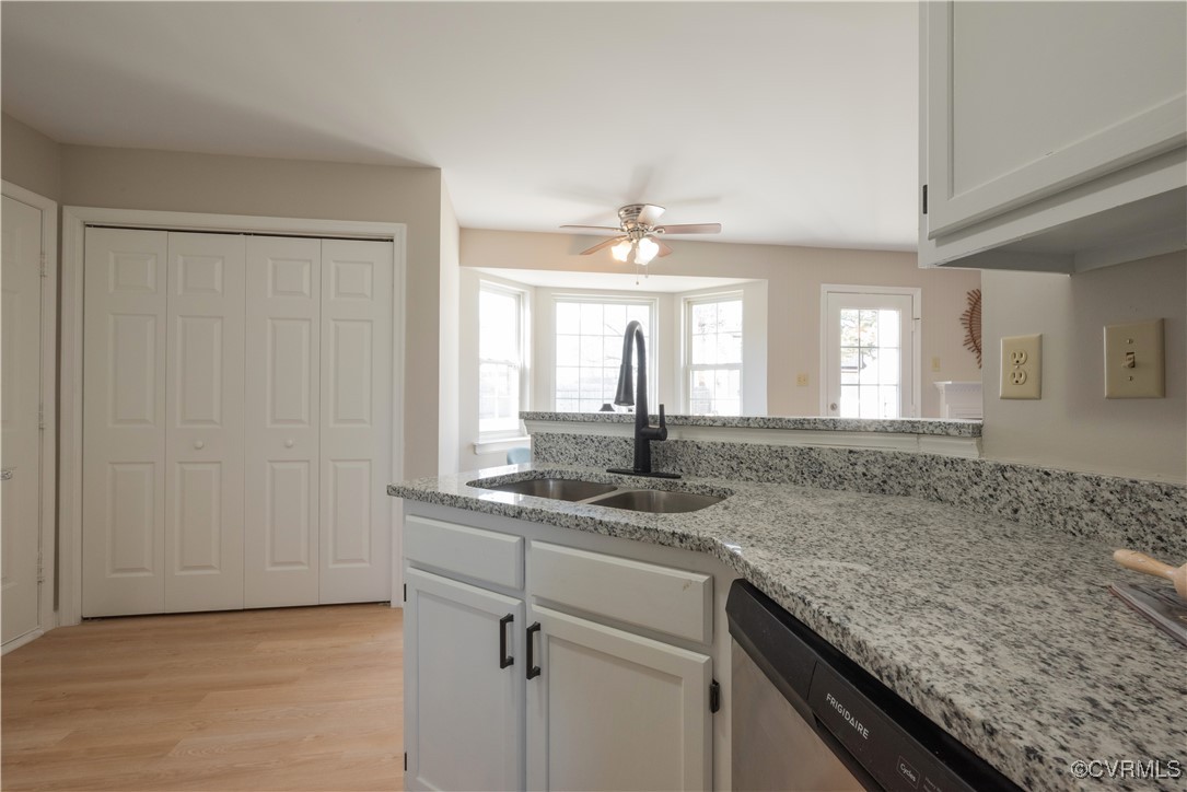 6396 Springcrest Lane Henrico, VA 23231 - Photo 6 of 32 Gallery Image 6