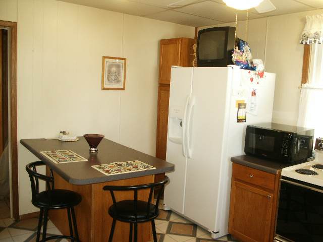 1914 3rd Street Moline, IL 61265 - Photo 6 of 9 Gallery Image 6