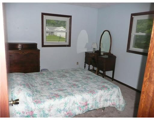26955 Early Road South Bend, IN 46628 - Photo 13 of 20