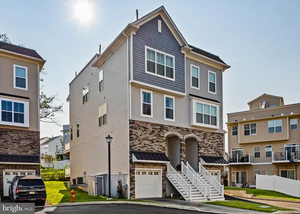 $3,900 | 6707 Cinnaminson Street, Philadelphia, PA 19128