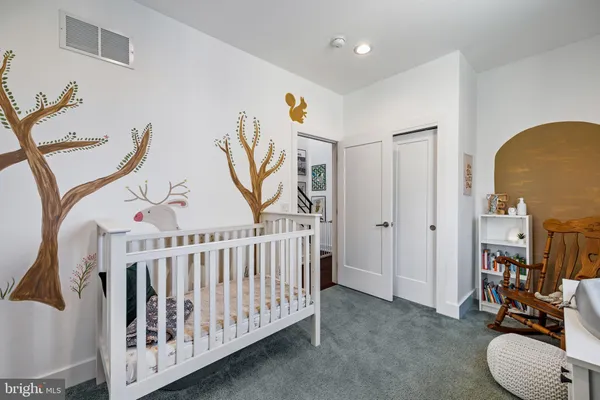 $3,900 | 6707 Cinnaminson Street, Philadelphia, PA 19128