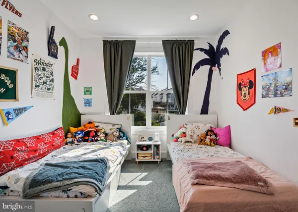 $3,900 | 6707 Cinnaminson Street, Philadelphia, PA 19128