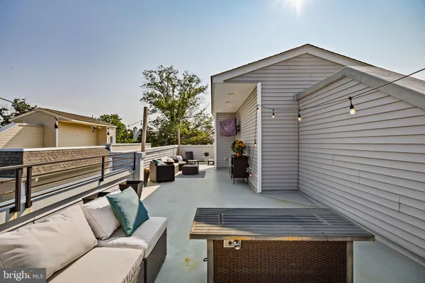 $3,900 | 6707 Cinnaminson Street, Philadelphia, PA 19128