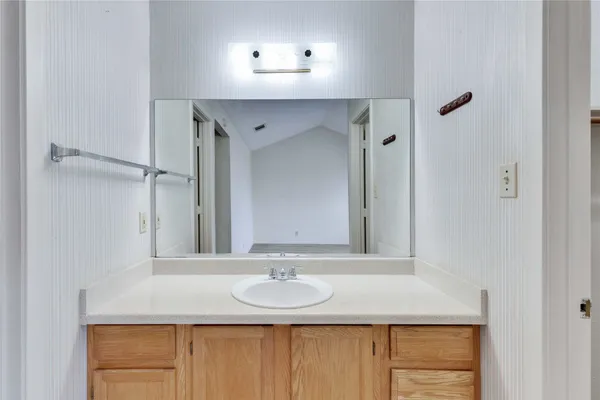 $1,095 | 11900 Alpheus Avenue, Unit C, Austin, TX 78759