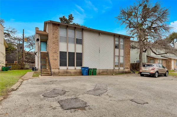 $1,095 | 11900 Alpheus Avenue, Unit C, Austin, TX 78759