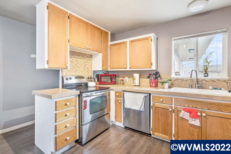 1515 Southwest Maple Street Albany, OR 97321 - Photo 15 of 40 Gallery Image 15