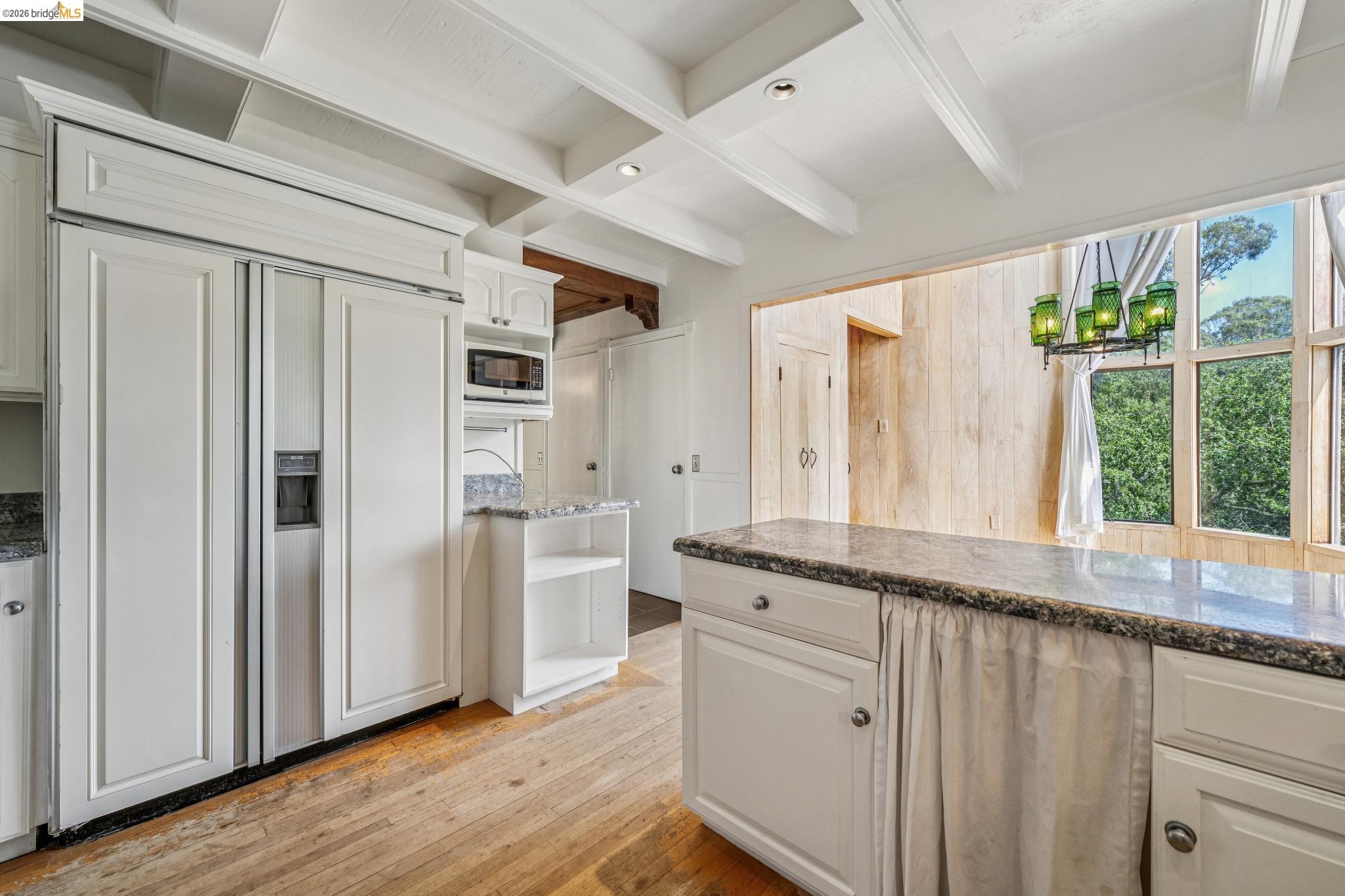 6383 Valley View Road Oakland, CA 94611 - Photo 21 of 99