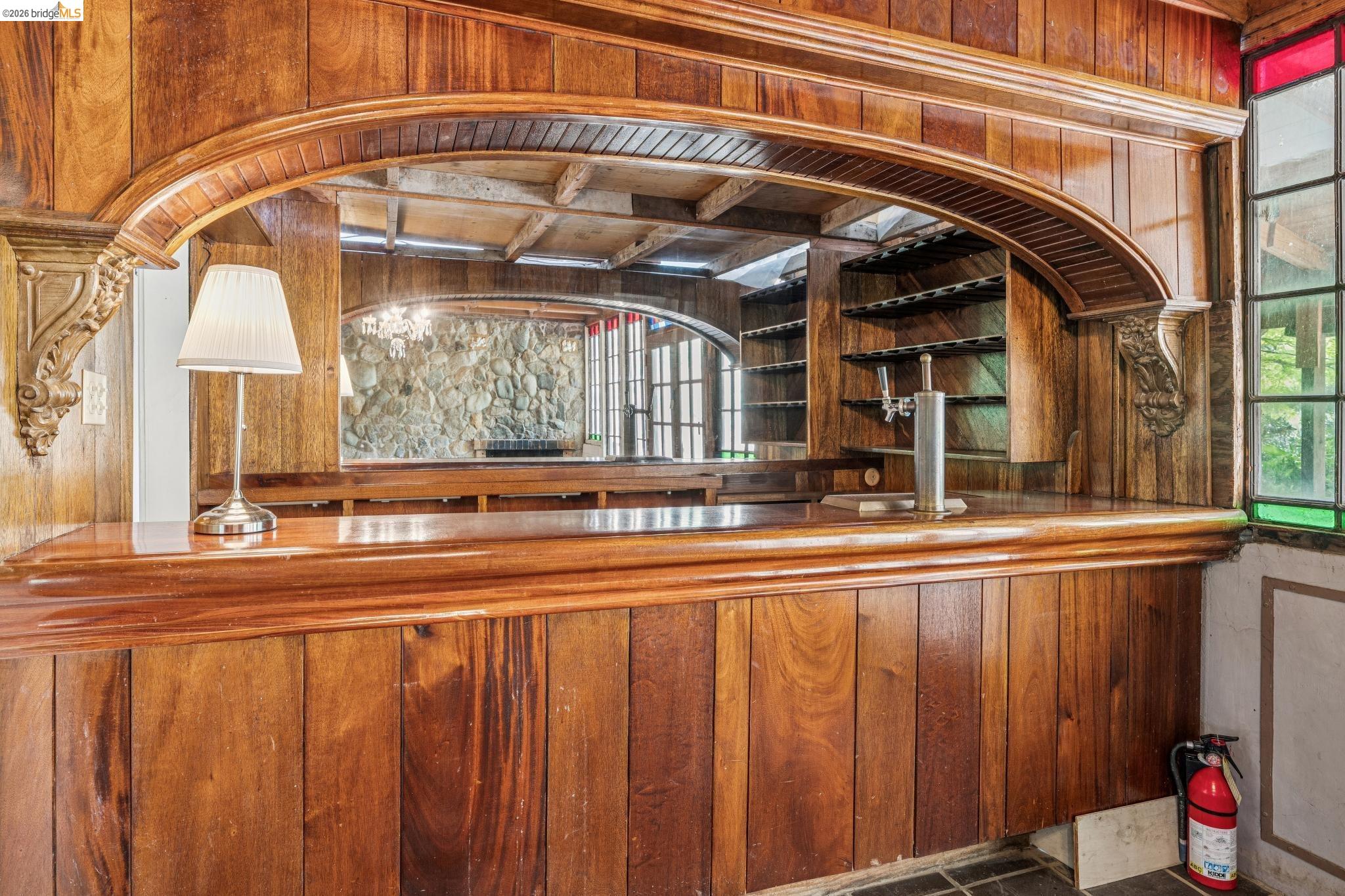 6383 Valley View Road Oakland, CA 94611 - Photo 25 of 99