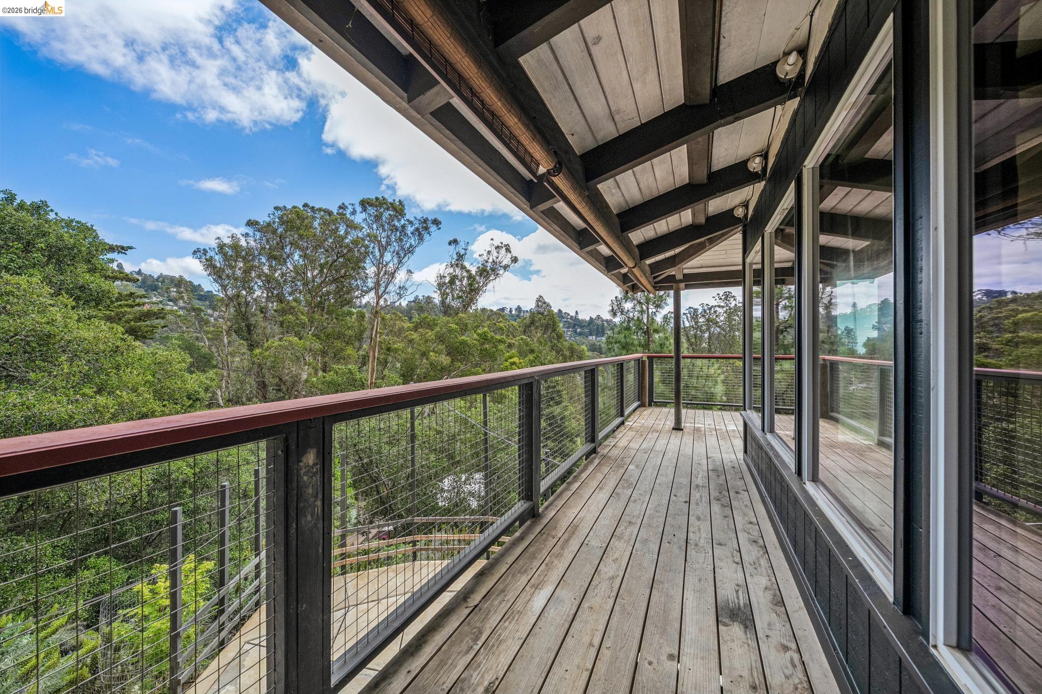 6383 Valley View Road Oakland, CA 94611 - Photo 36 of 99