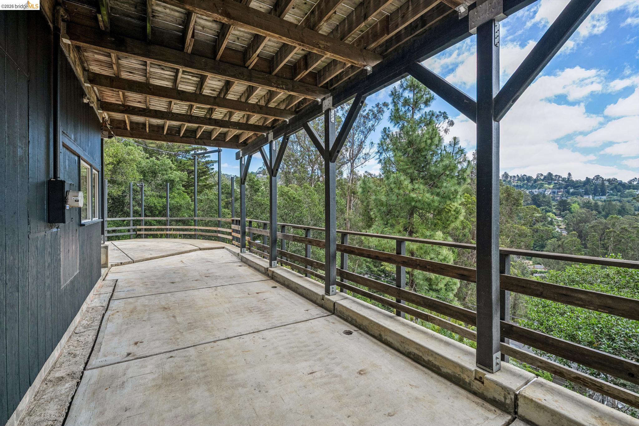 6383 Valley View Road Oakland, CA 94611 - Photo 47 of 99