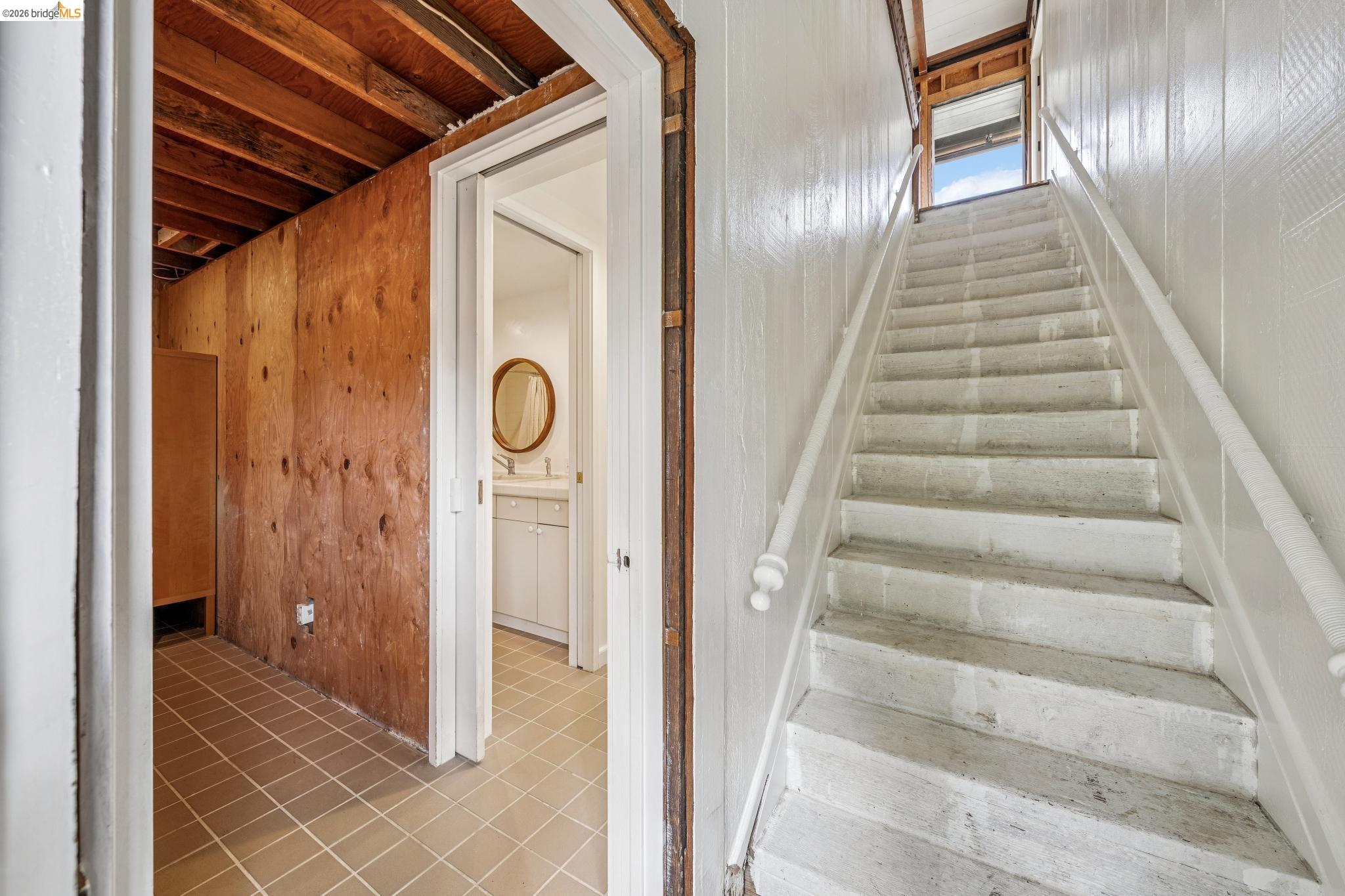 6383 Valley View Road Oakland, CA 94611 - Photo 7 of 99