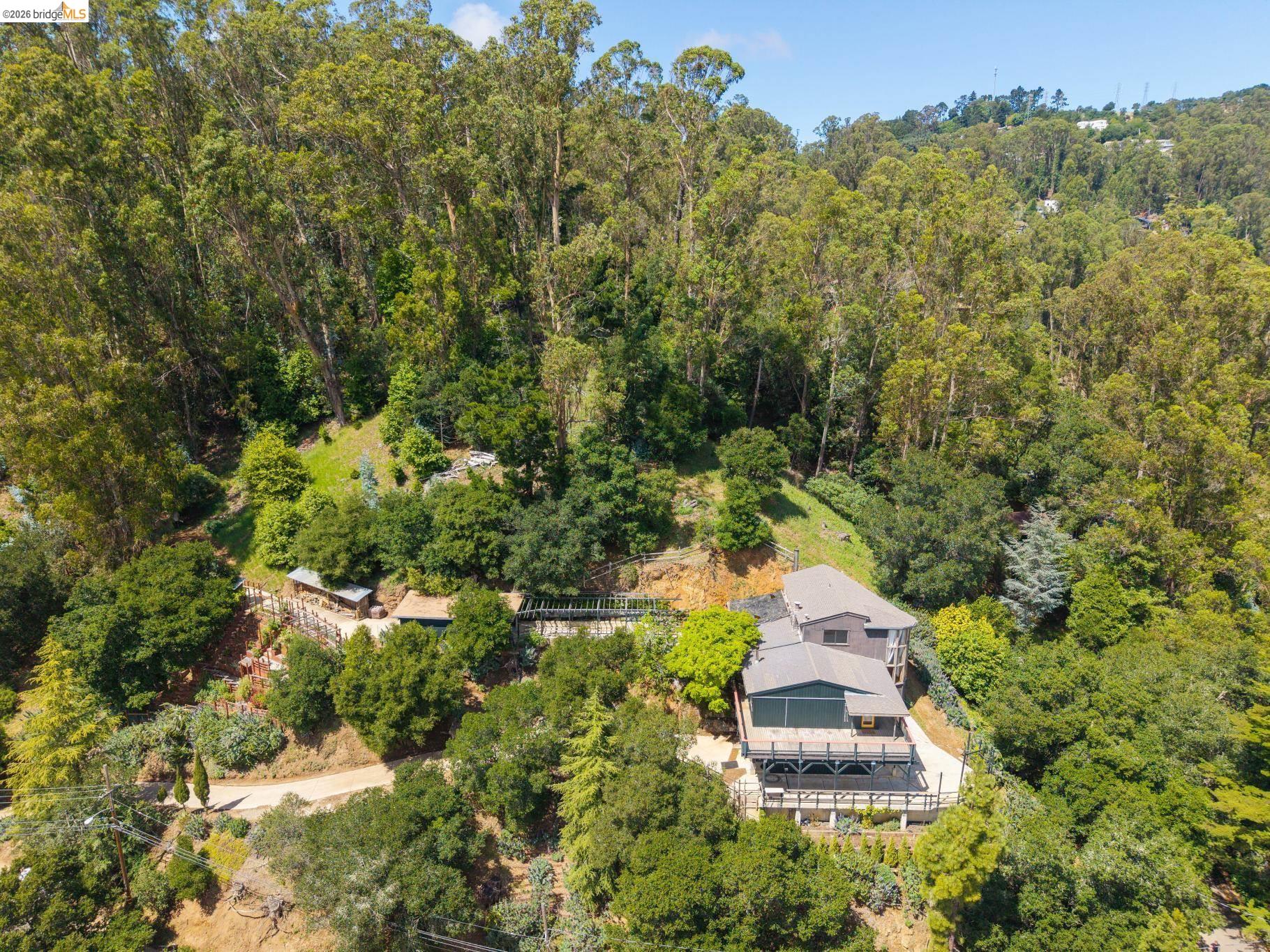 6383 Valley View Road Oakland, CA 94611 - Photo 91 of 99