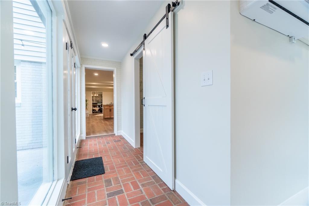 4007 Rockingham Road South Greensboro, NC 27407 - Photo 38 of 40 Breezeway
