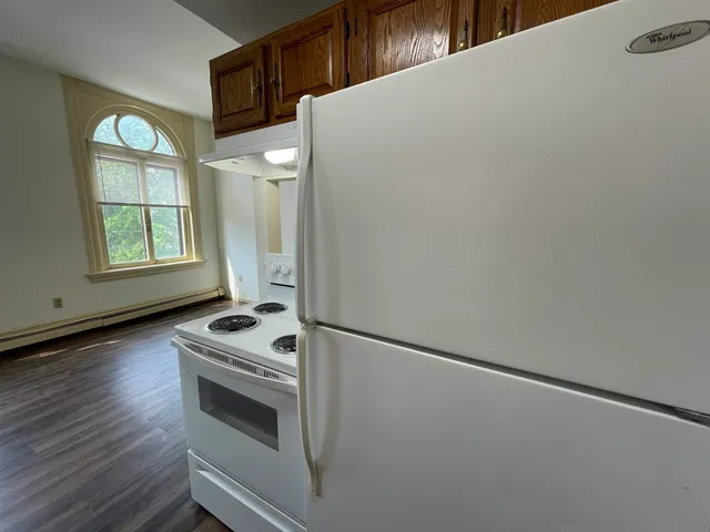 $1,621 | 124 Orange Street, Unit 200, Manchester, NH 03104