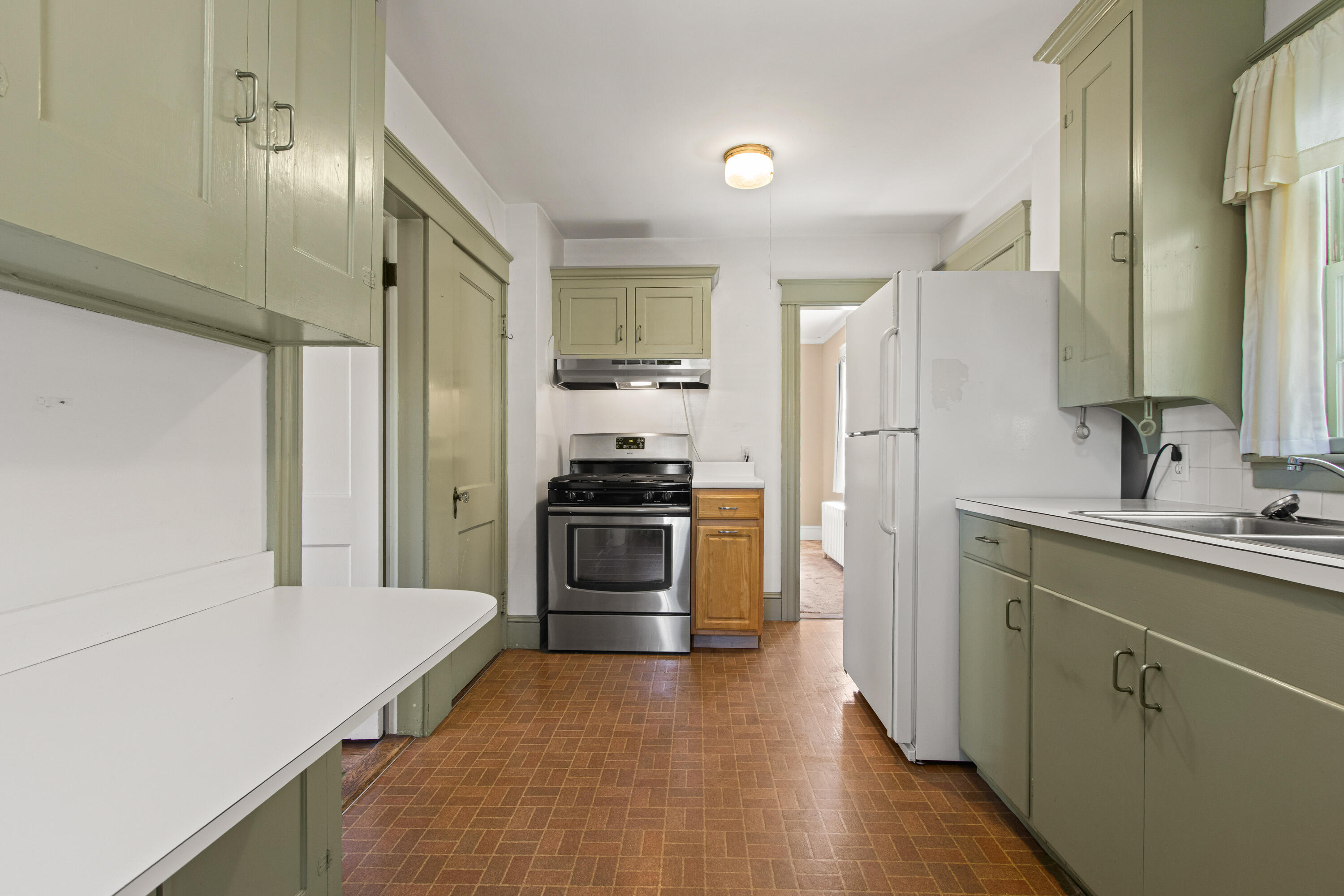 20 Olive Road South Portland, ME 04106 - Photo 10 of 37 20260922KC-71014