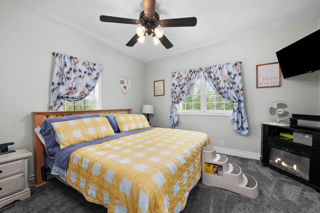 1814 Big Island Road Rock Island, IL 61201 - Photo 36 of 60