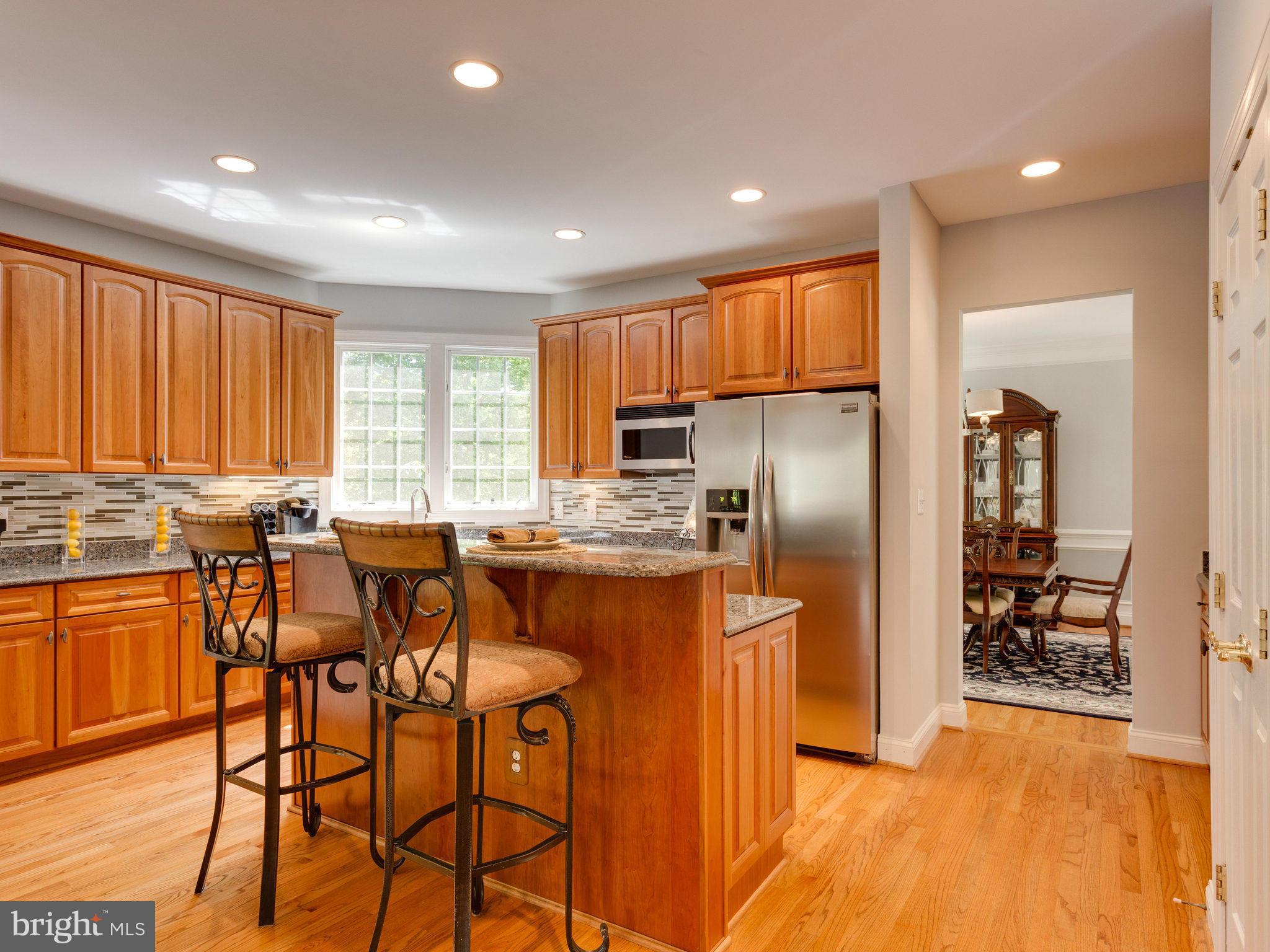 8016 Pohick Road Springfield, VA 22153 - Photo 9 of 30 Kitchen