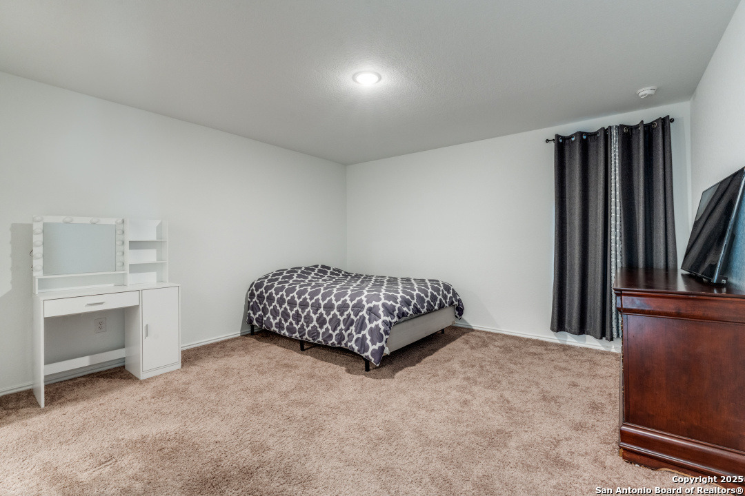 13214 Dutra Road San Antonio, TX 78221 - Photo 8 of 17