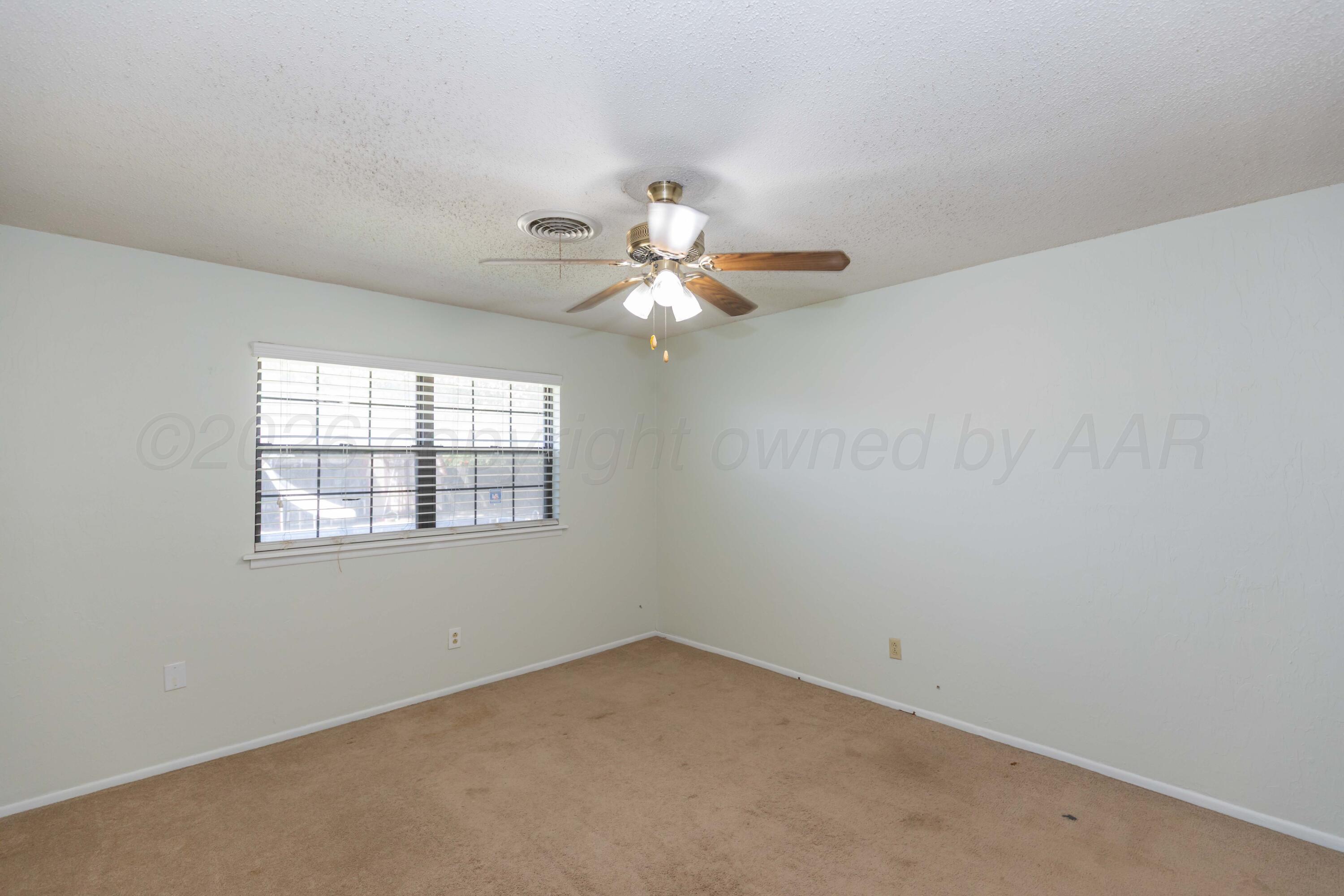 3712 Rutson Drive Amarillo, TX 79109 - Photo 36 of 45 BEDROOM 3 VIEW 4