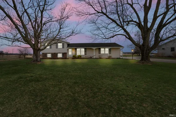 $335,000 | 2802 North Berthaud Road, New Haven, IN 46774