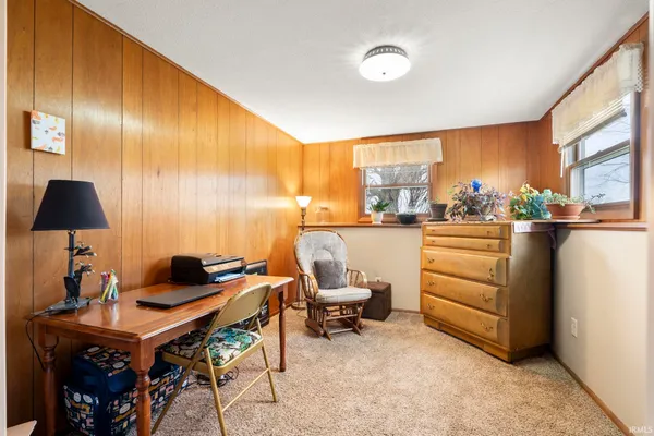 $335,000 | 2802 North Berthaud Road, New Haven, IN 46774