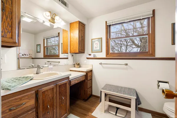 $335,000 | 2802 North Berthaud Road, New Haven, IN 46774