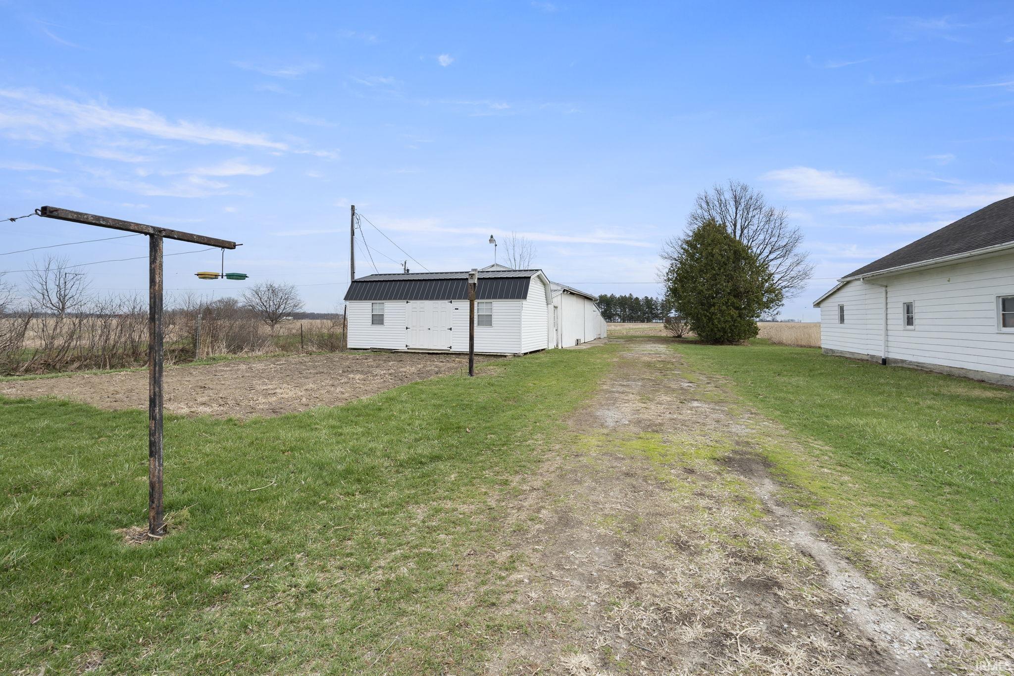 2802 North Berthaud Road New Haven, IN 46774 - Photo 28 of 32