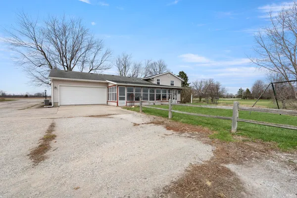 $335,000 | 2802 North Berthaud Road, New Haven, IN 46774
