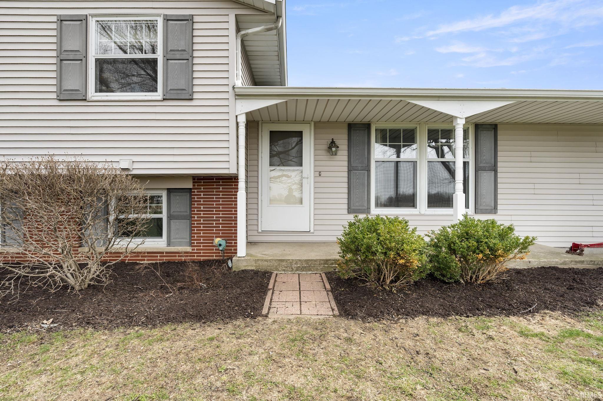 2802 North Berthaud Road New Haven, IN 46774 - Photo 5 of 32