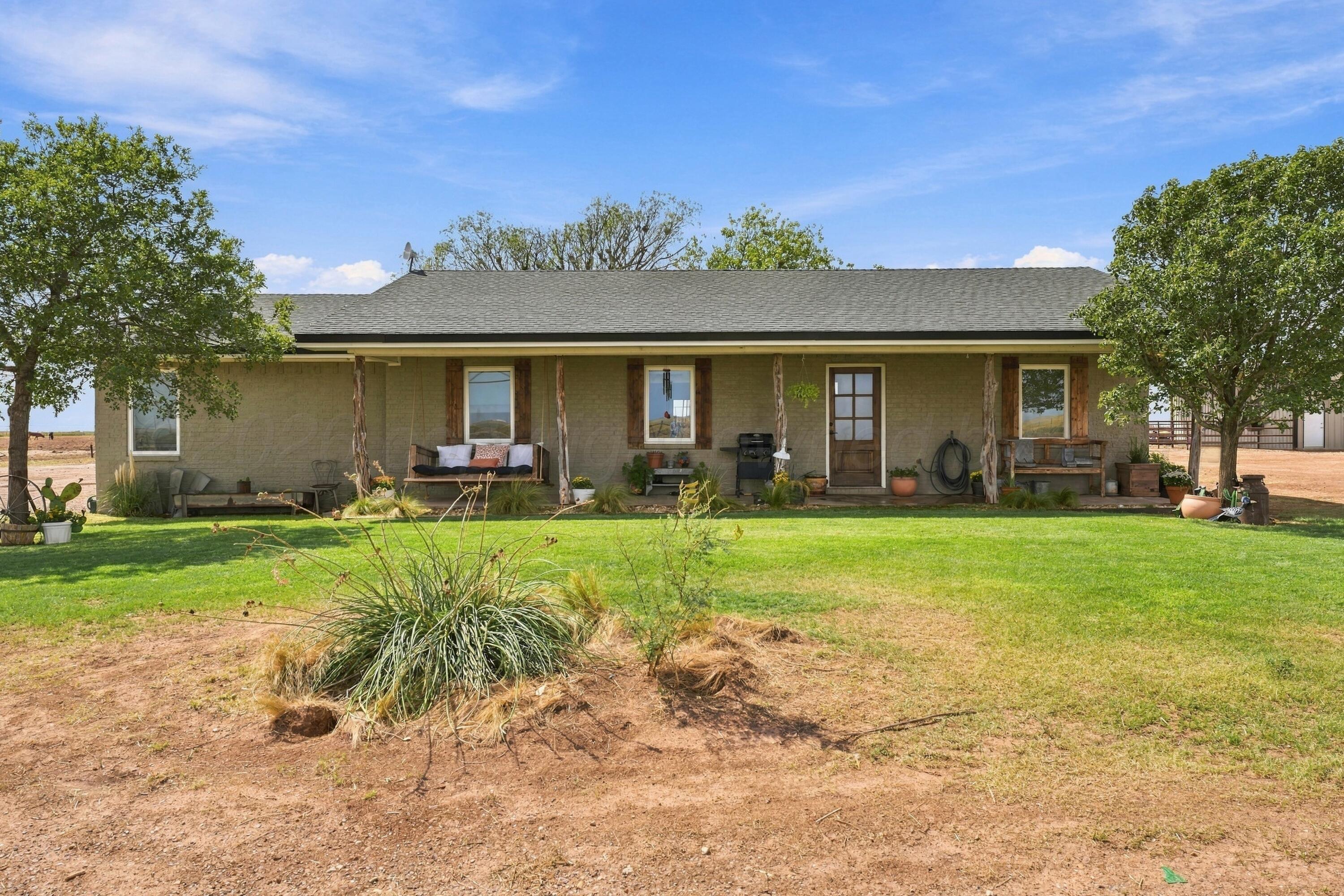 390 Sun Road Plainview, TX 79072 - Photo 1 of 28 DSC01632