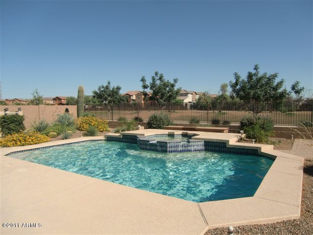 4911 West Maldonado Road Laveen, AZ 85339 - Photo 19 of 26 Backyard