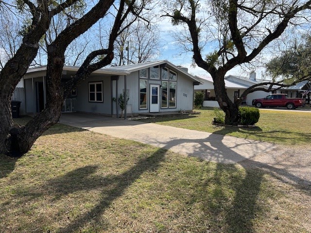 202 North Loop Drive Brady, TX 76825 - Photo 6 of 66