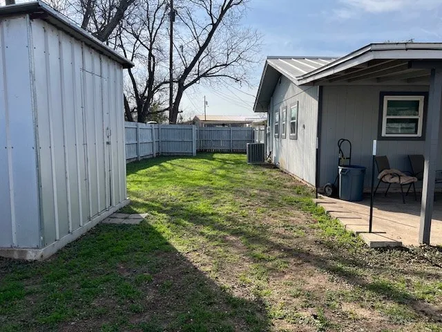 $169,000 | 202 North Loop Drive, Brady, TX 76825