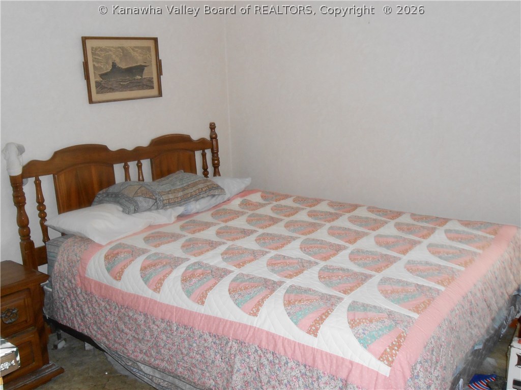 1951 Thunder Road Chapmanville, WV 25508 - Photo 5 of 11 Gallery Image 5