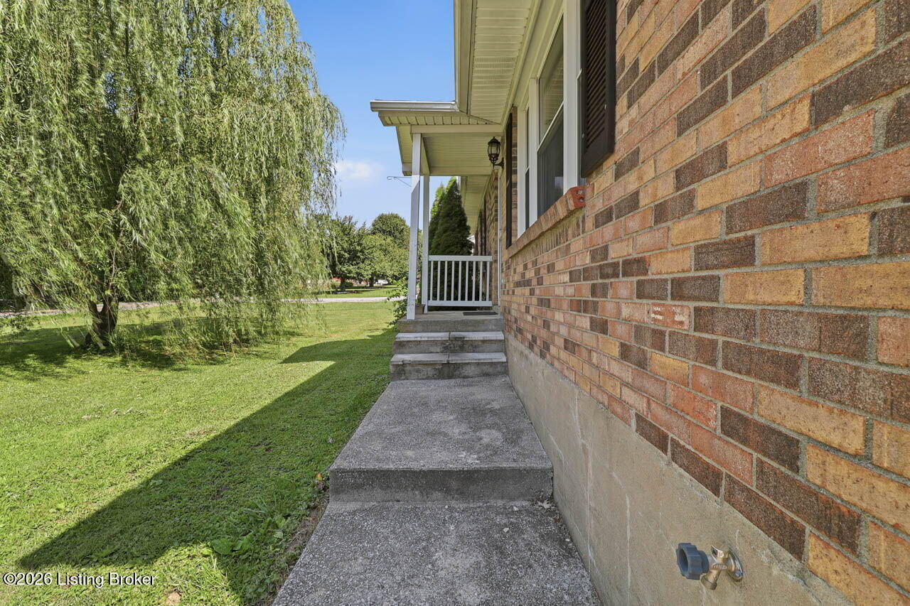 266 Hill Spring Road Eminence, KY 40019 - Photo 5 of 36 266 Hill Spring Rd - 5