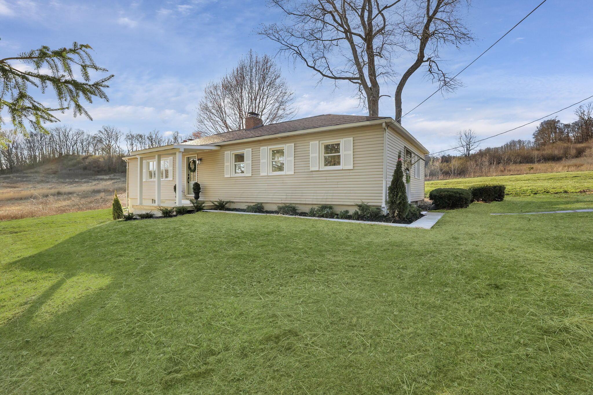2240 Hamburg Road Southwest Lancaster, OH 43130 - Photo 47 of 47 6-web-or-mls-011A6865