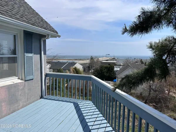 $3,850 | 10 Ocean Street, Highlands, NJ 07732
