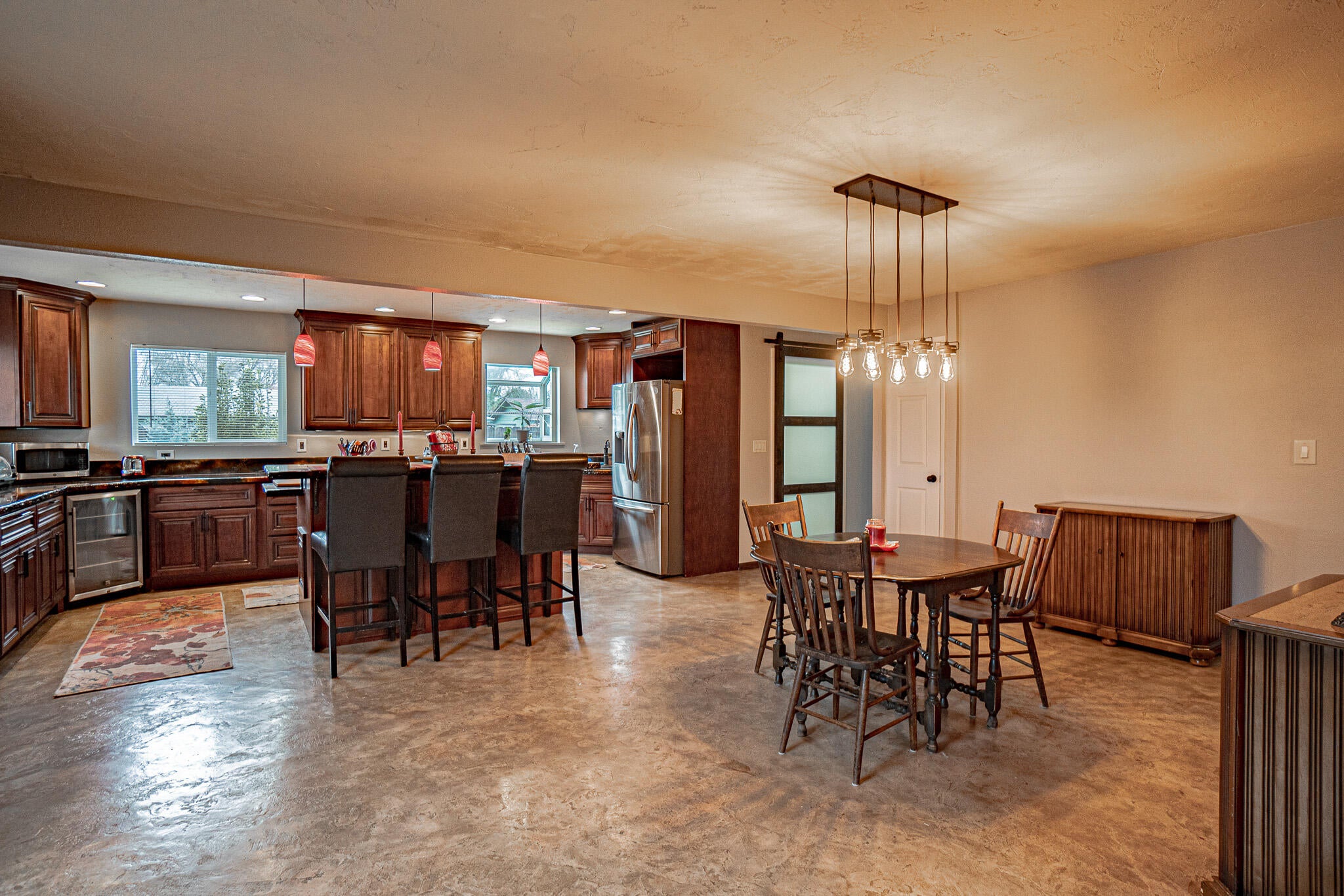 100 Princess Way Central Point, OR 97502 - Photo 9 of 68 Chefs Dream Entertainment Kitchen