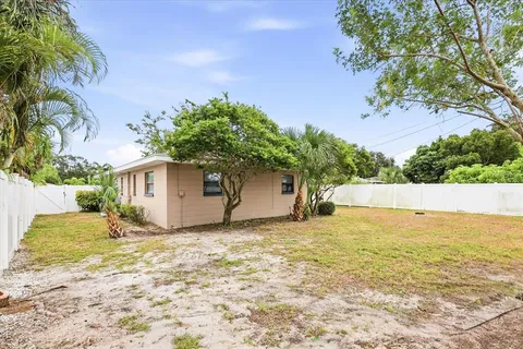 $375,000 | 5736 Lime Way, Seminole, FL 33772