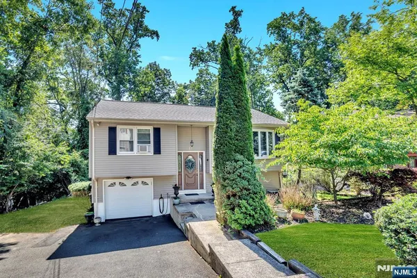 $519,900 | 51 Mountain Avenue, Rockaway, NJ 07866