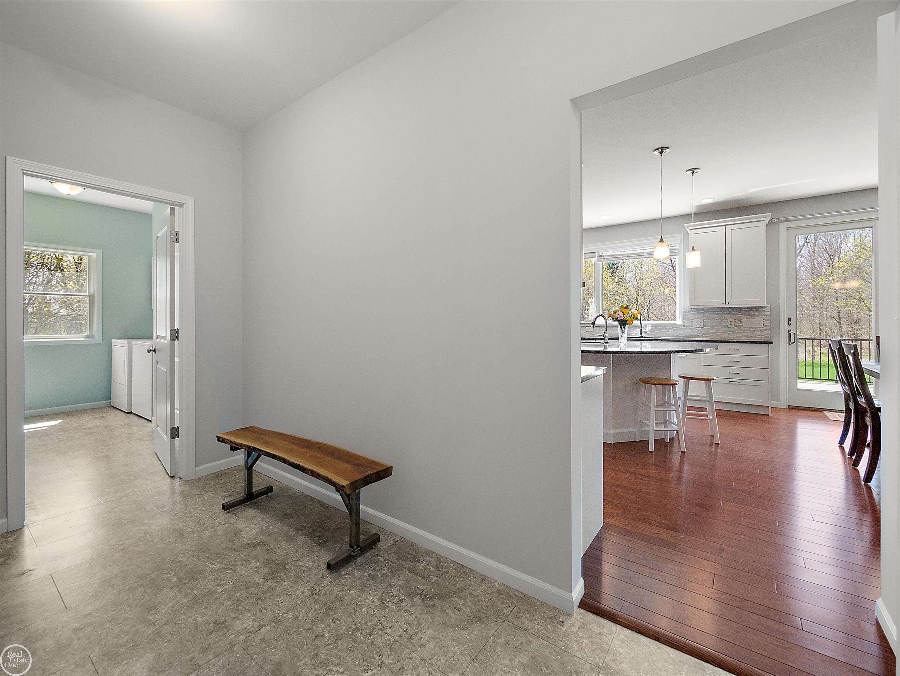 1276 Strieter Road Ann Arbor, MI 48103 - Photo 20 of 82 50172470-d560dbdc-ebc2-4b08-a939-fae7160a4de8.JPG