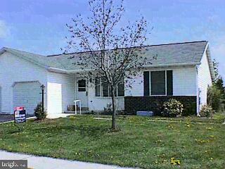 83 Sycamore Lane Hanover, PA 17331 - Photo 1 of 1 Gallery Image 1