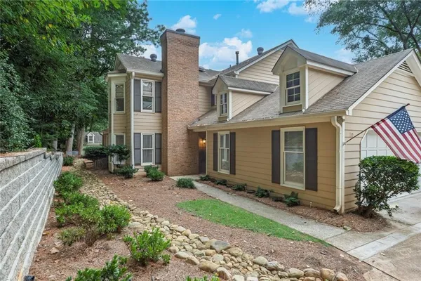 $380,000 | 110 Great Oaks Lane, Roswell, GA 30075