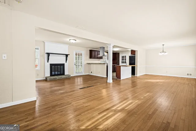 $1,895 | 816 Valley Creek Drive, Stone Mountain, GA 30083