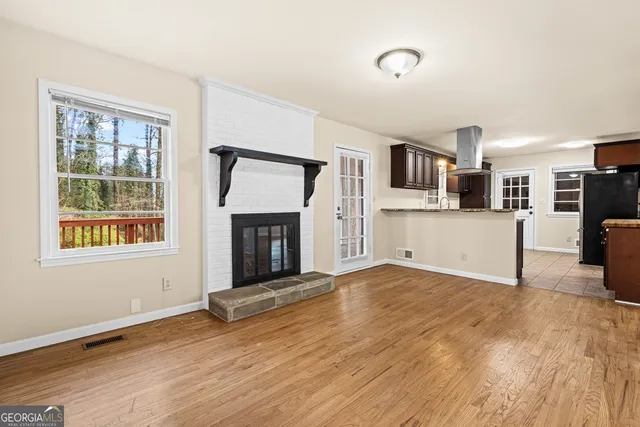 $1,895 | 816 Valley Creek Drive, Stone Mountain, GA 30083