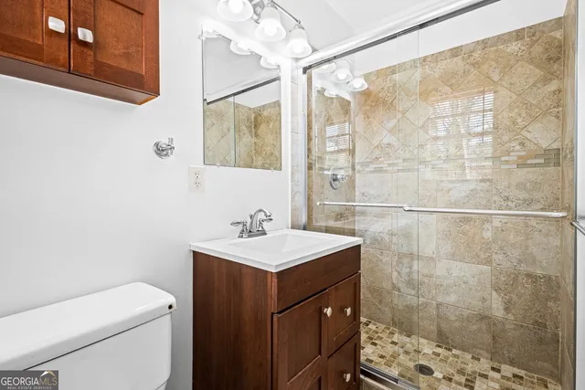 $1,895 | 816 Valley Creek Drive, Stone Mountain, GA 30083